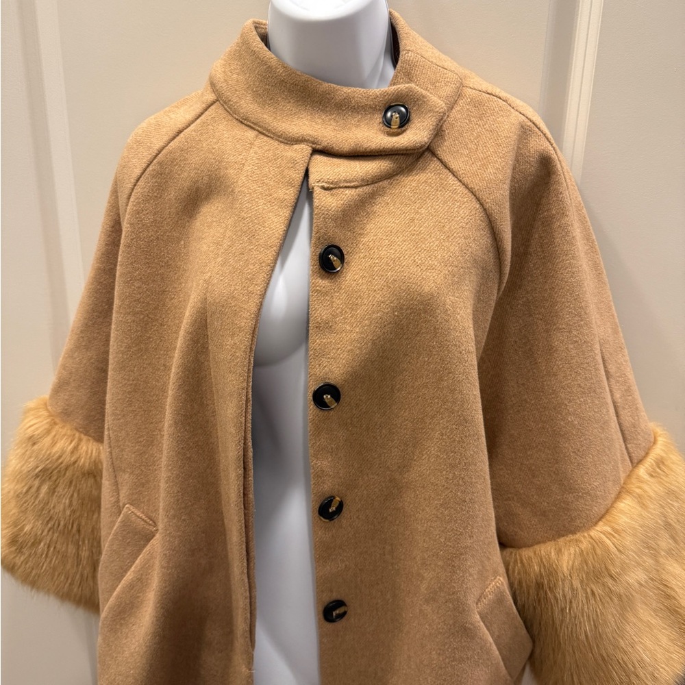 Elegant Tan Cape Coat with Faux Fur Trim